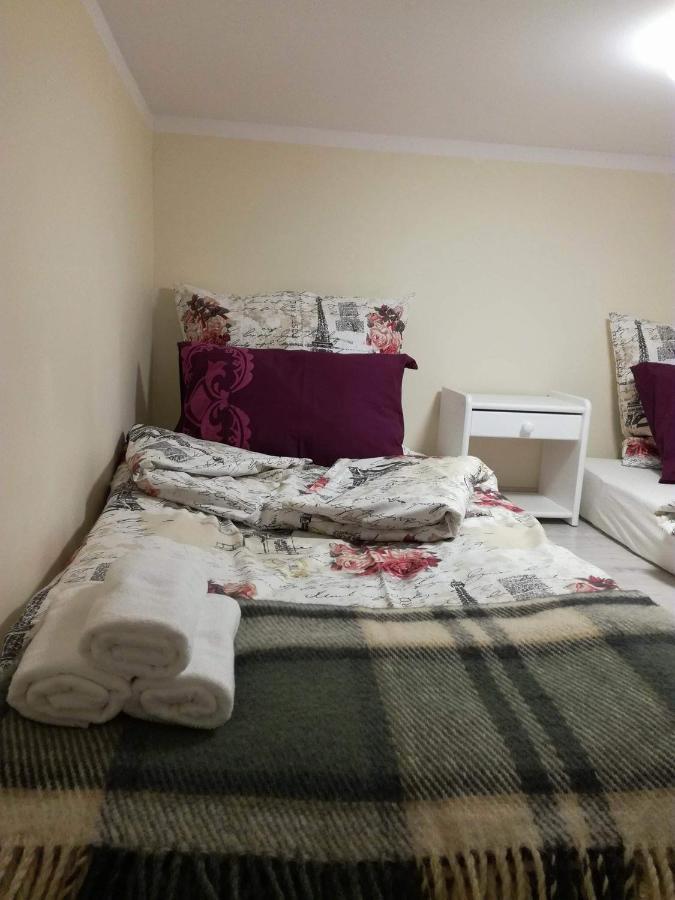 Bed and Breakfast Dobranoc Лодзь Екстер'єр фото